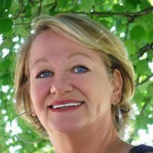 Meet your Posher, Genette